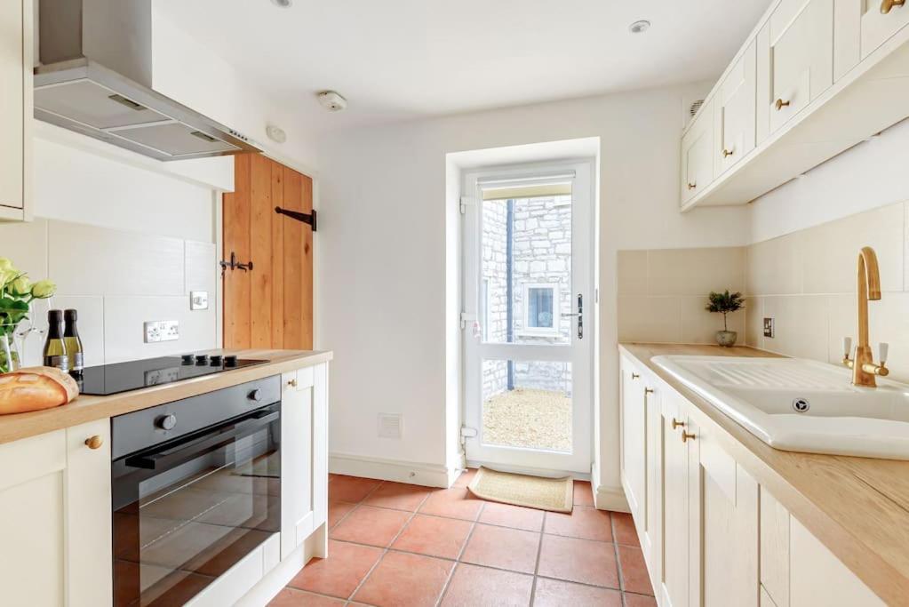 The Cowshed Apartment Farmborough Exterior foto